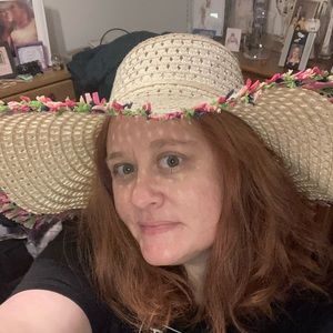 Meet your Posher, Desirae